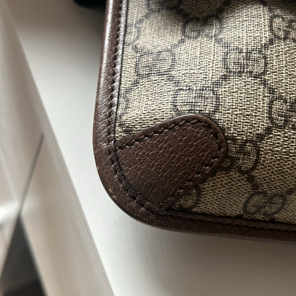 Gucci Belt Bag. Retails for $1190 plus tax - Picture 3 of 4